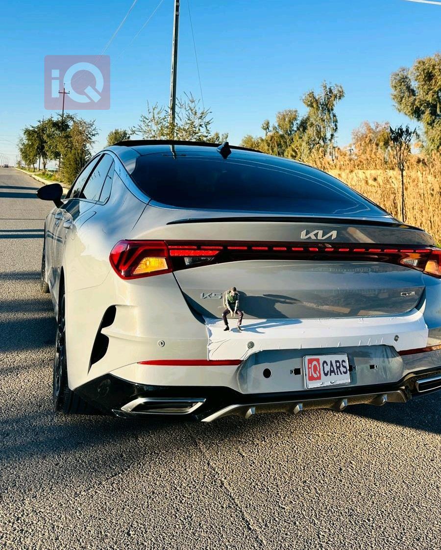 كيا K5